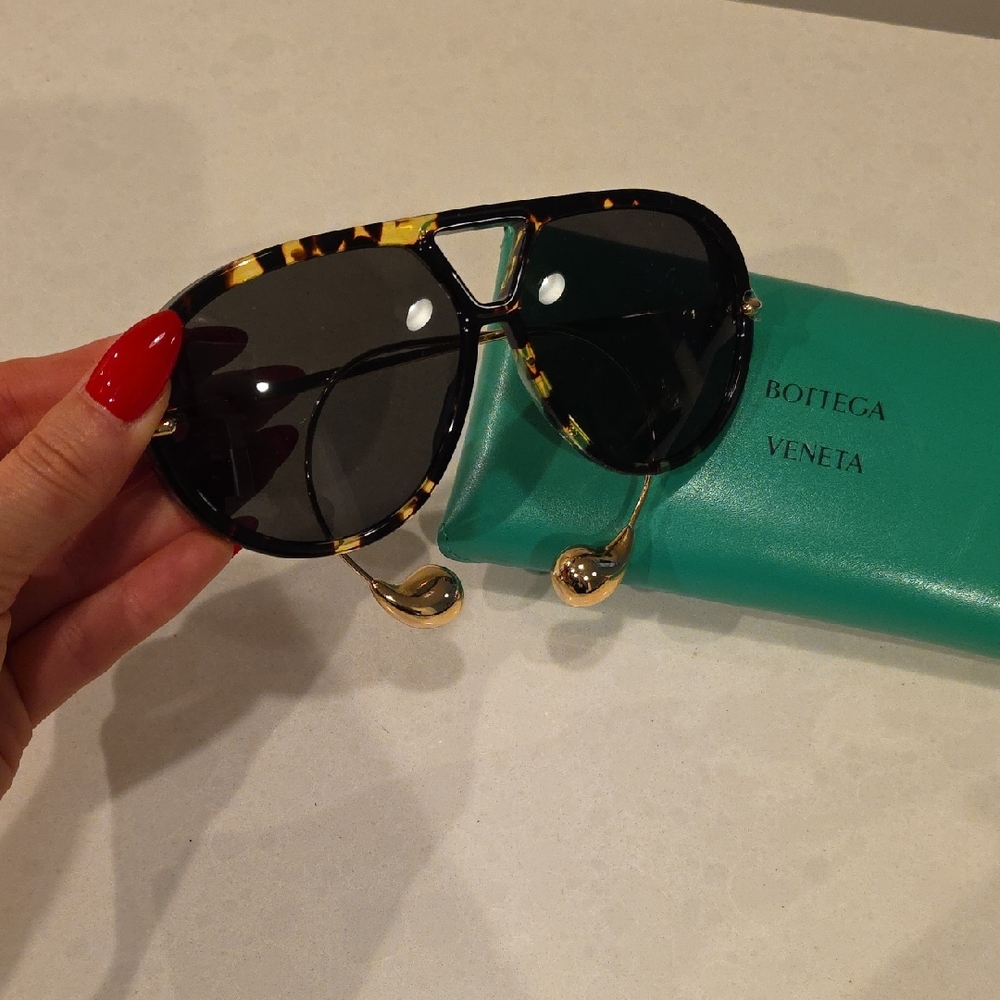 Bottega Veneta Black and Tortoise Sunglasses